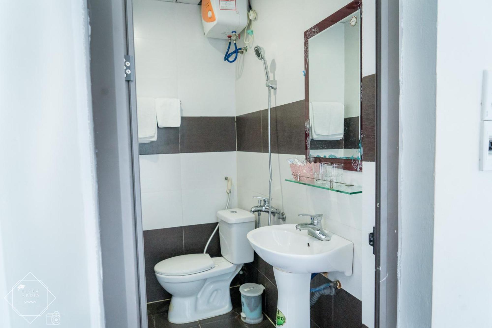 Brother Friendly - Gia Cat Long Hotel Dong Khe Sau Buitenkant foto